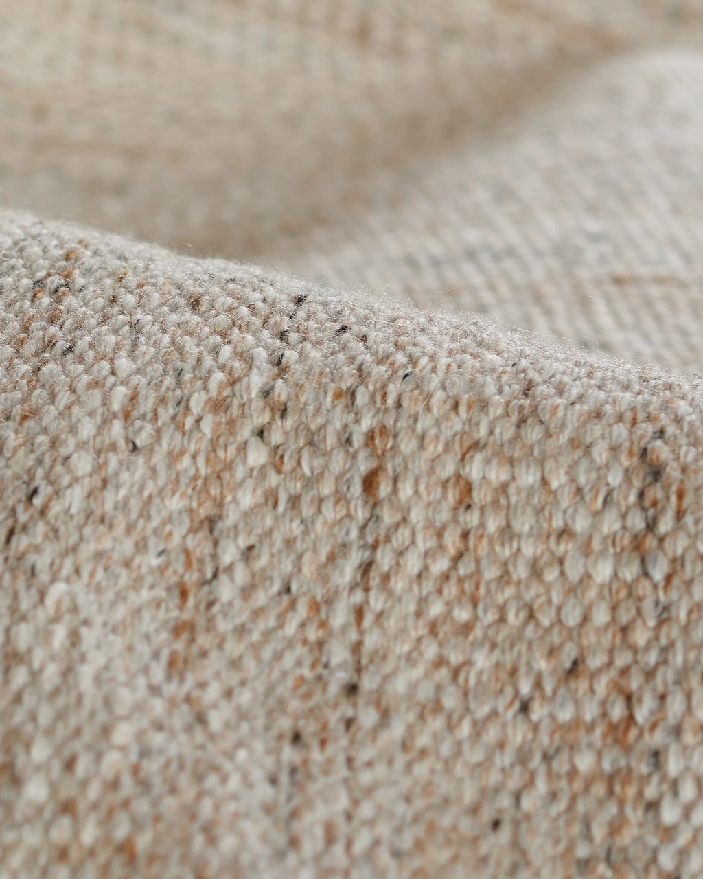 Sloane Indoor/Outdoor Rug - 5' x 8' / Silver