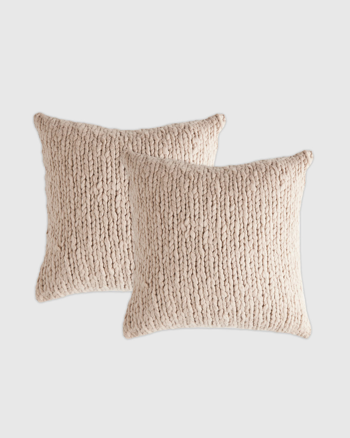 Chunky Hand Knit Wool Pillow Cover (Set of 2) - 20x20 / Neutral Main image