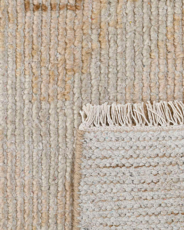 Verona Hand-Knotted Wool Rug - 5' x 8' / Neutral