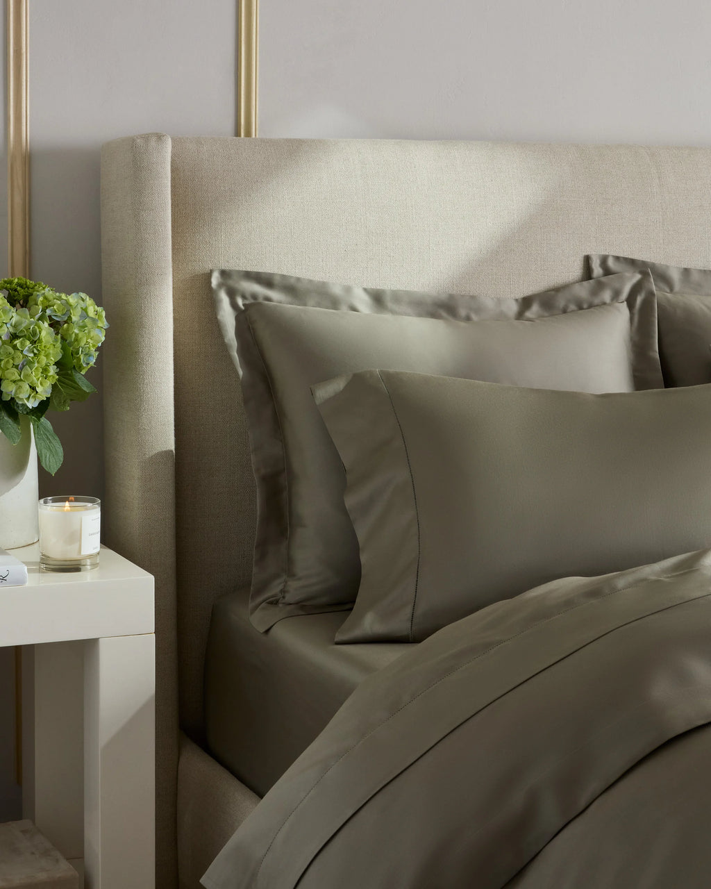 Signature Giza Cotton Sateen Pillowcase Set - Standard / White