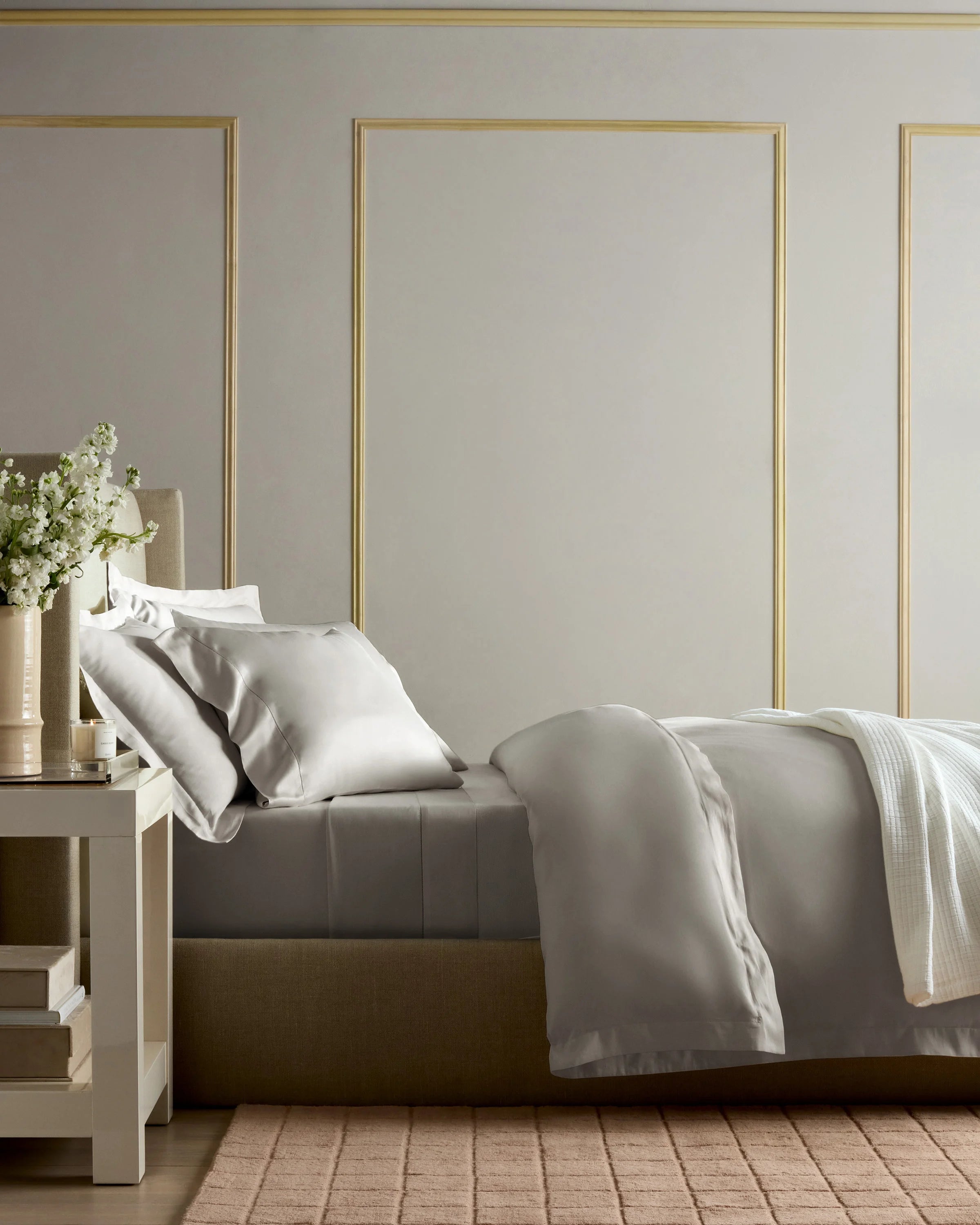 Signature Giza Cotton Sateen Duvet Cover - Twin / Light Grey Secondary image
