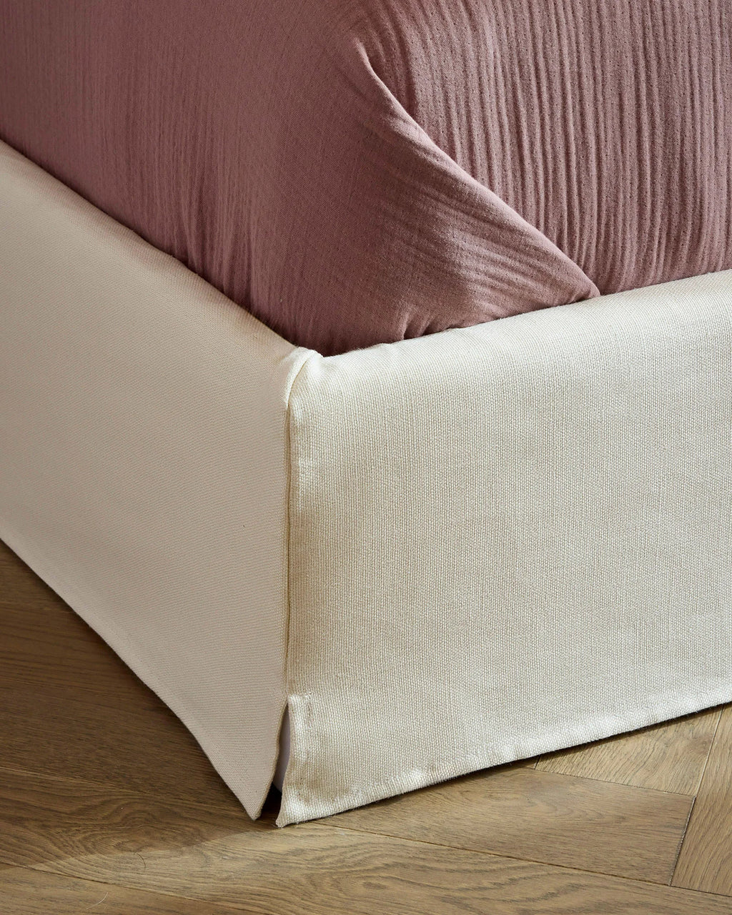 Slipcover Bed in 100% Linen - Full / Flax