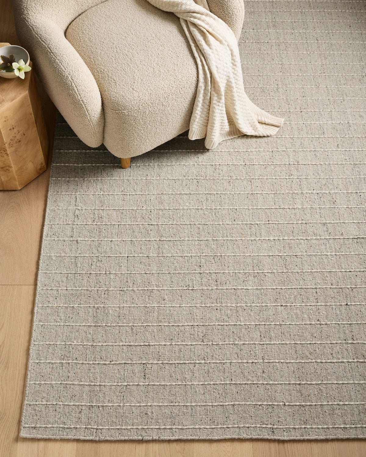 Lark Hand-Loomed Rug - 3'6" x 5'6" / Blue