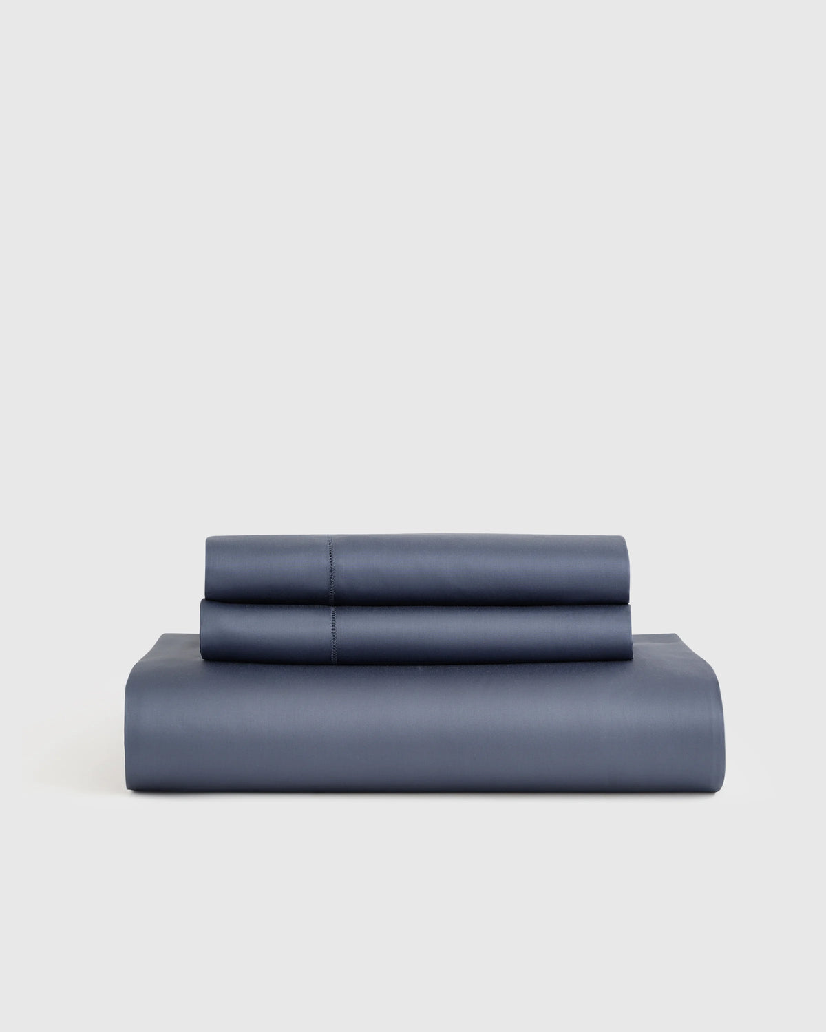 Signature Giza Cotton Sateen Fitted Sheet Set - Twin / Mineral Main image