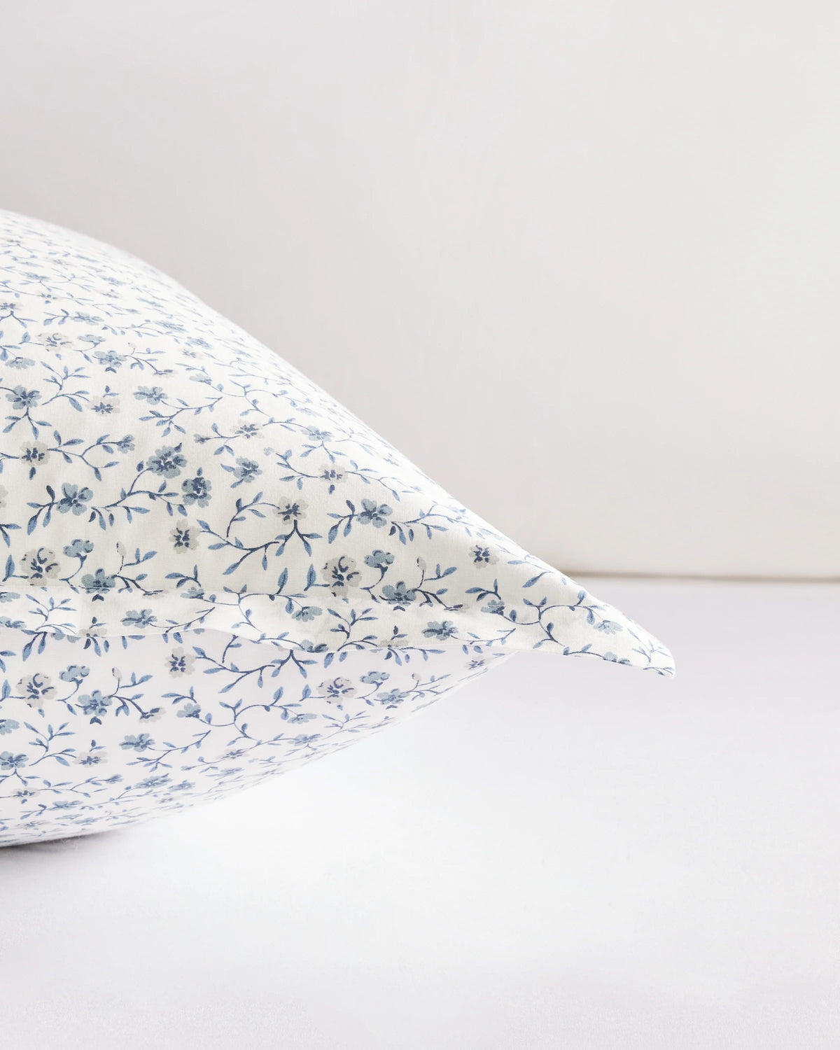 Organic Crisp Percale Floral Euro Sham - Euro / Toffee Florette