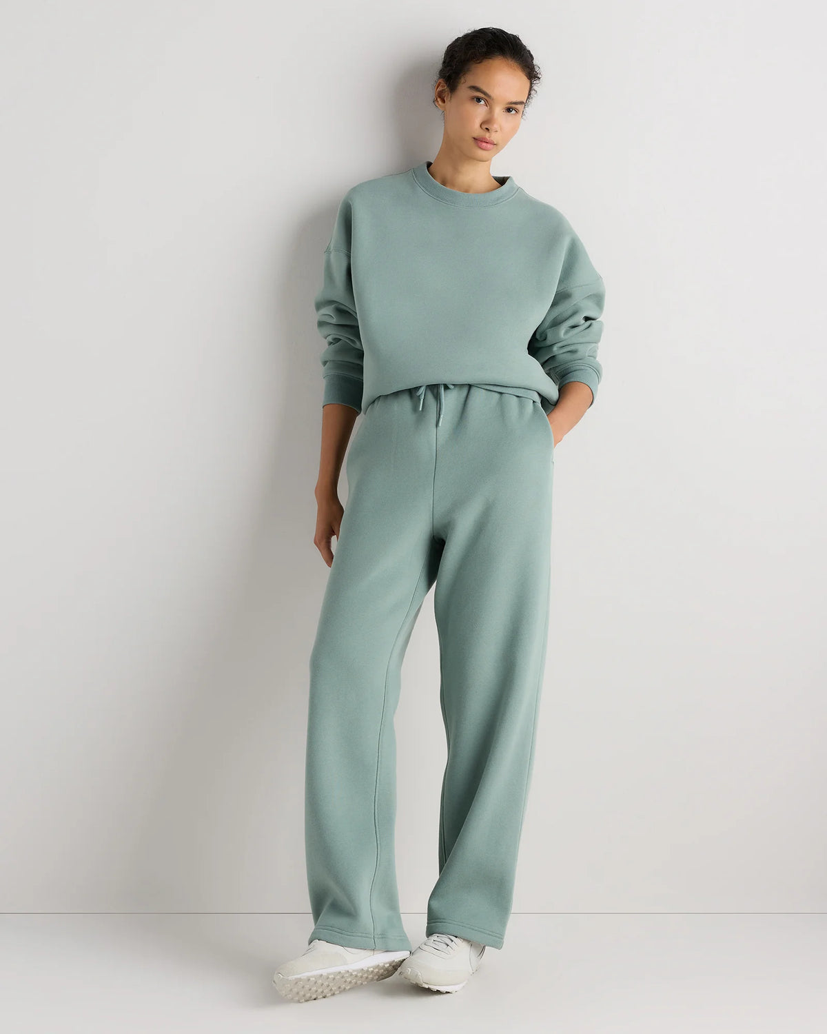 Everyday Fleece Straight Leg Sweatpants - XS / Coastal Sage Main image