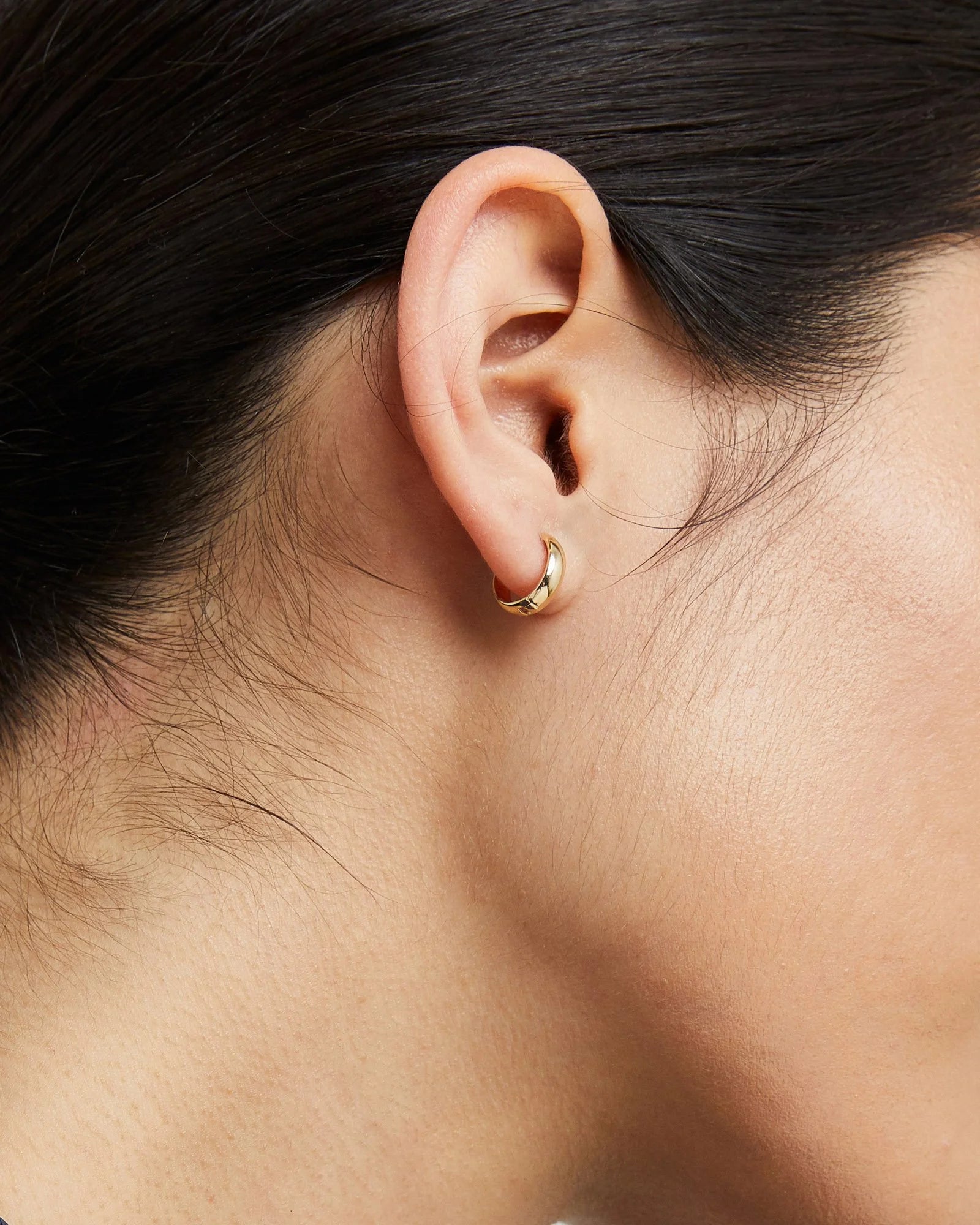 14K Gold Bold Hoops - One Size / Yellow Gold Secondary image