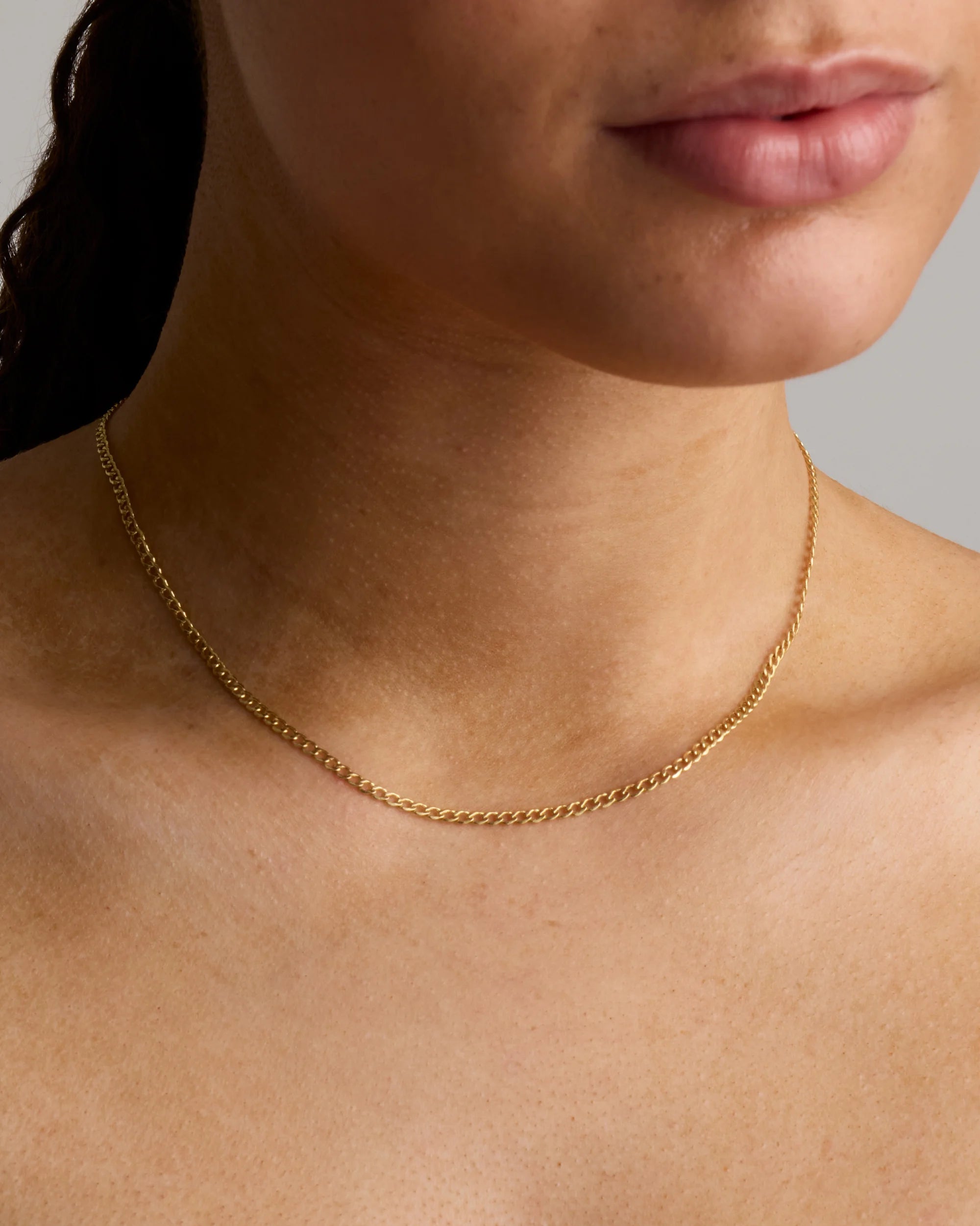 14K Gold Curb Chain Necklace - 16" / Yellow Gold Secondary image