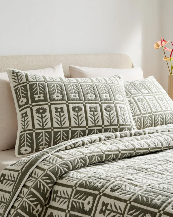 Organic Cotton Jacquard Floral Sham Set - Standard / Blue Fog