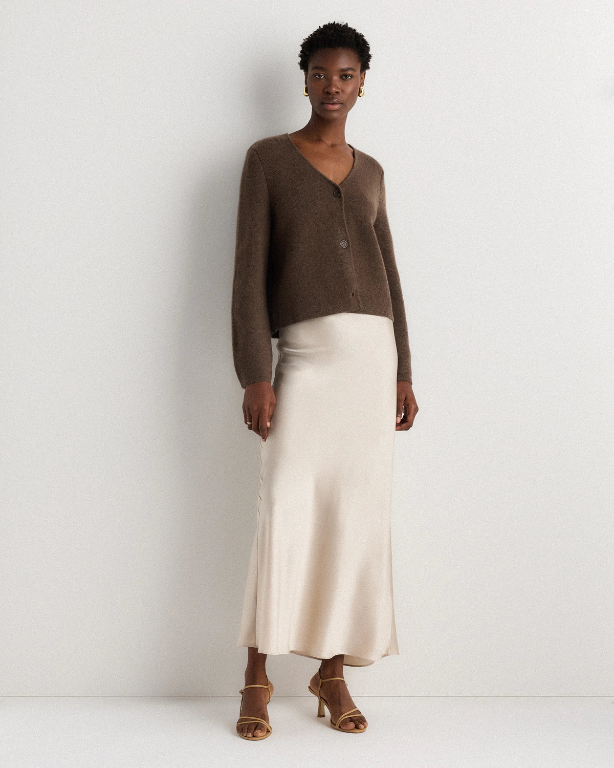 Mongolian Cashmere Structured V-Neck Cardigan - XS / Black