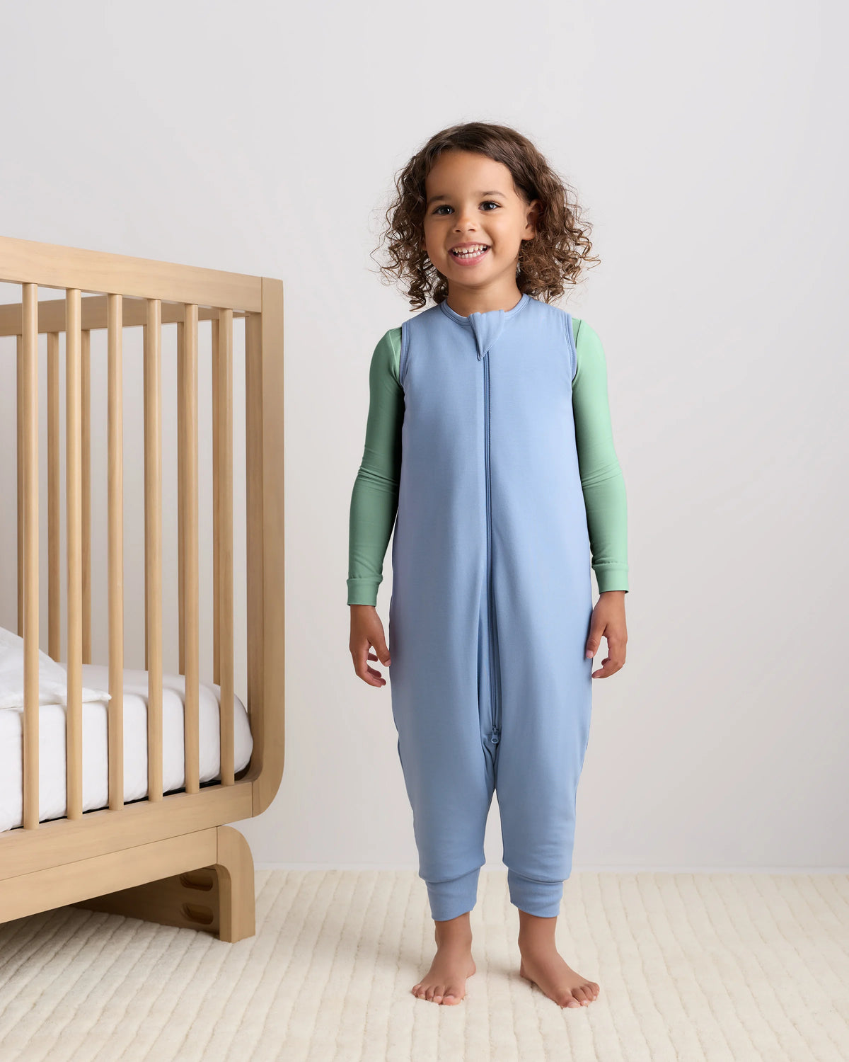Bamboo Sleep Bag Walker 2.5 TOG - M / Colony Blue Main image