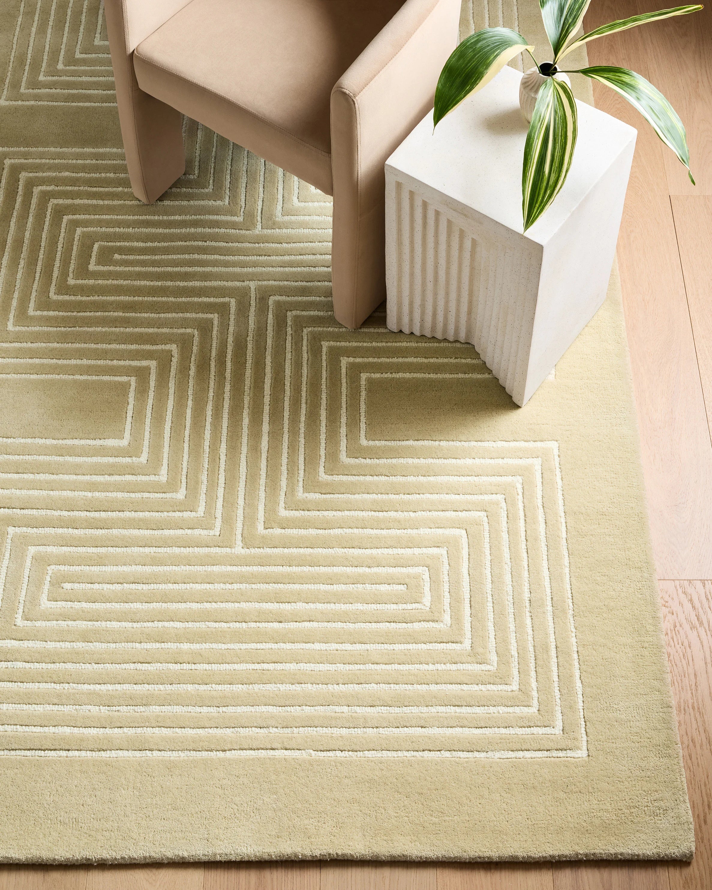 Langdon Hand-Tufted Wool Rug - 3'6" x 5'6" / Beige Secondary image
