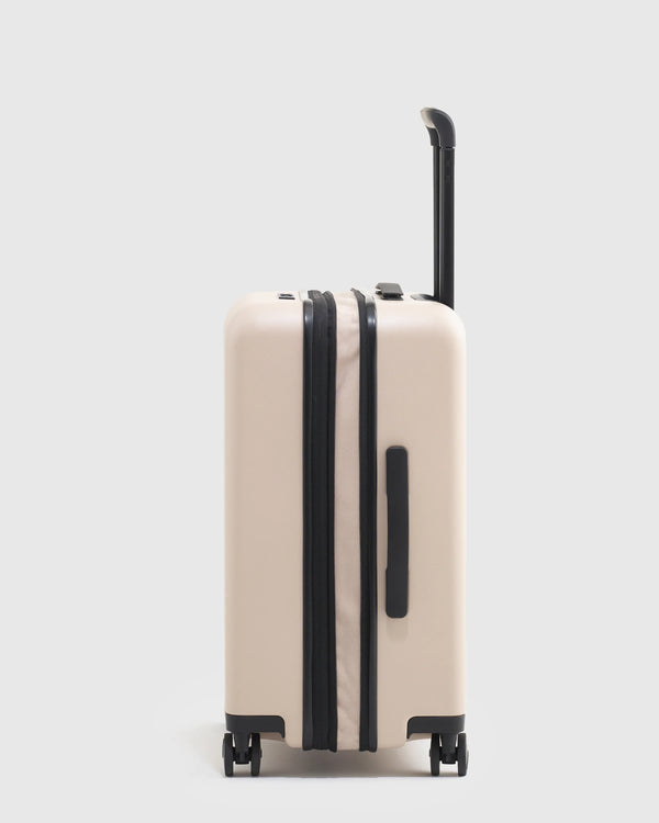 Expandable Carry-On Suitcase - One Size / Dark Green