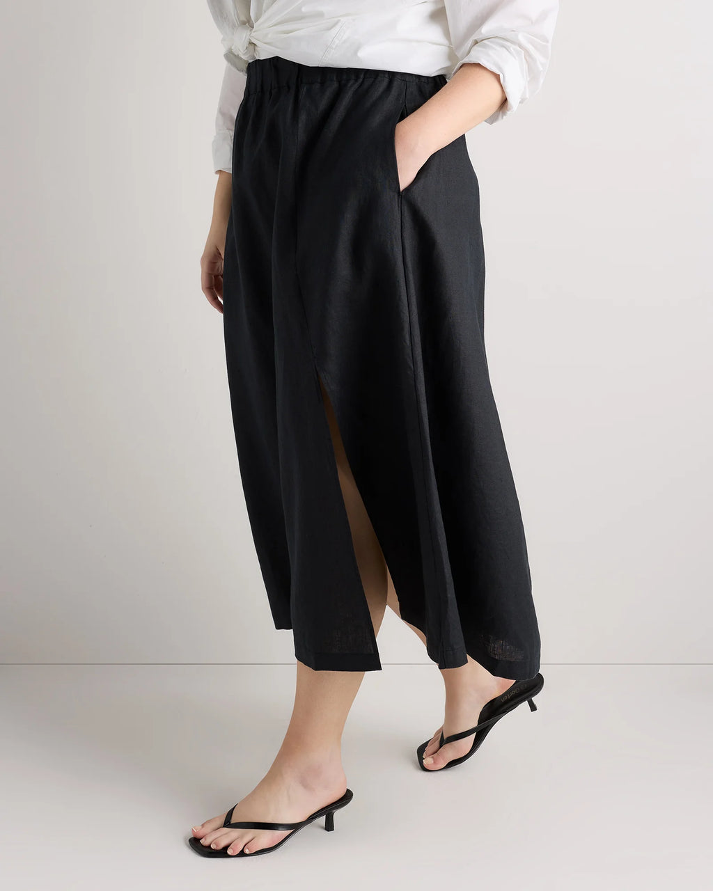 100% European Linen Maxi Skirt - 1X / Black