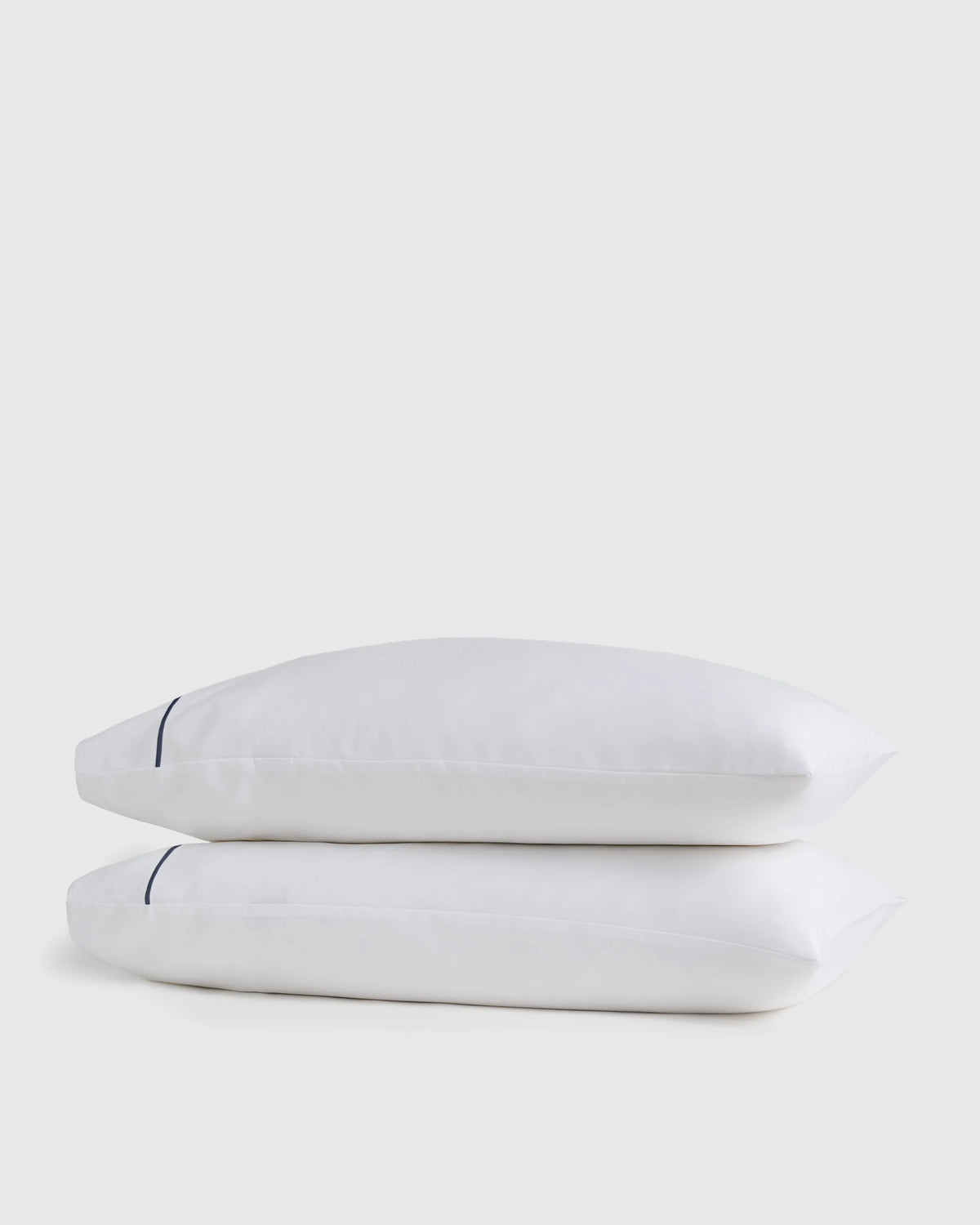 Signature Giza Cotton Sateen Pillowcase Set - Standard / White