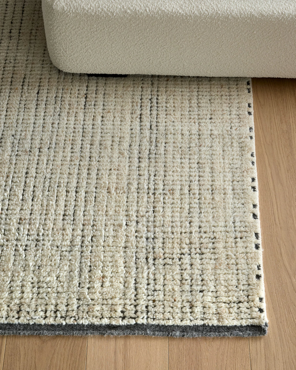 Ares Hand-Knotted Wool Rug - 3' x 5' / Ivory/Charcoal
