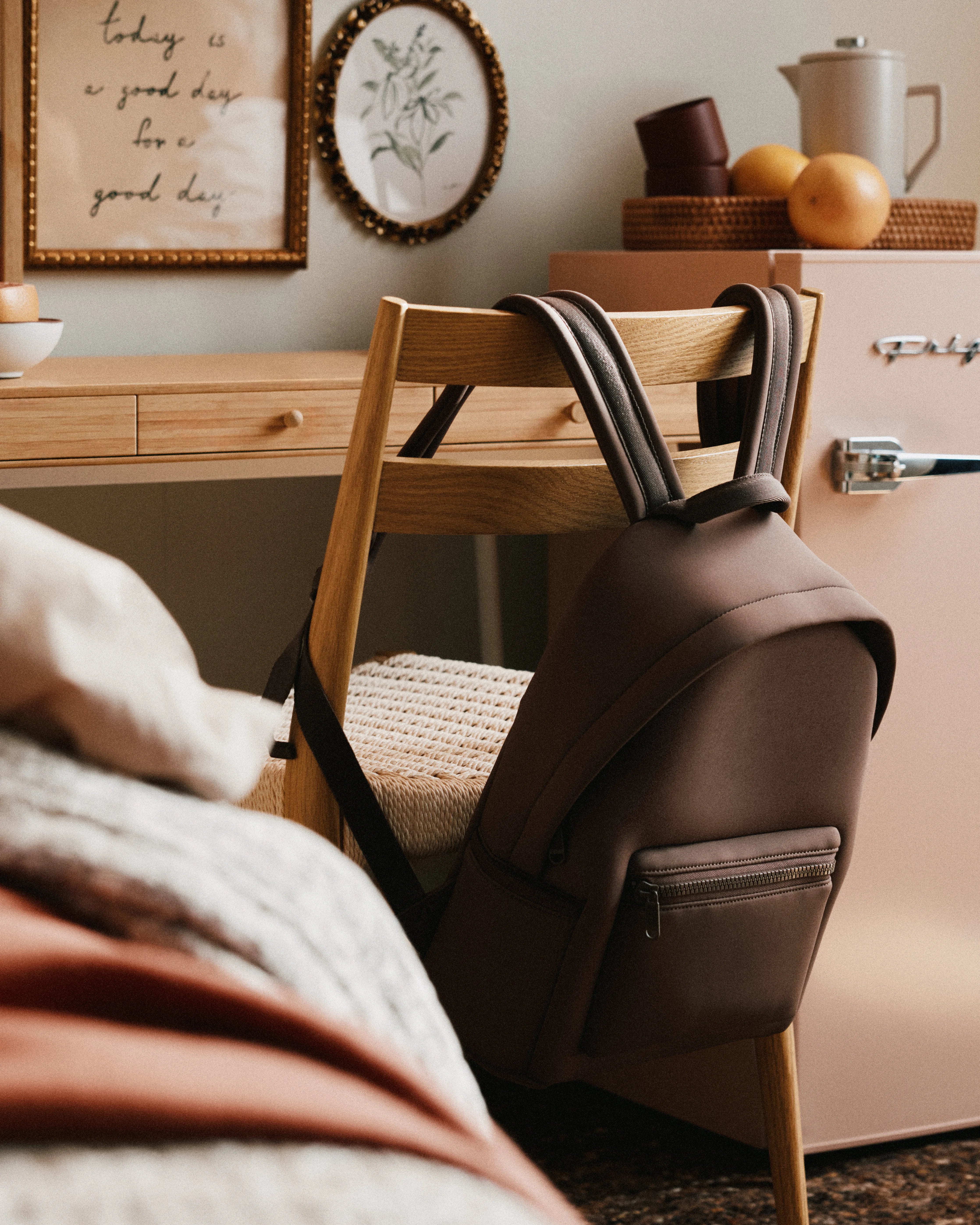 All-Day Neoprene Backpack - One Size / Espresso Secondary image