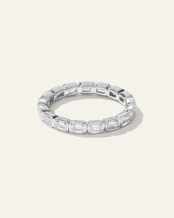 Women's Lab Grown Diamond Emerald East-West Bezel Eternity Band Rings in Yellow Gold - 4 / Yellow Gold