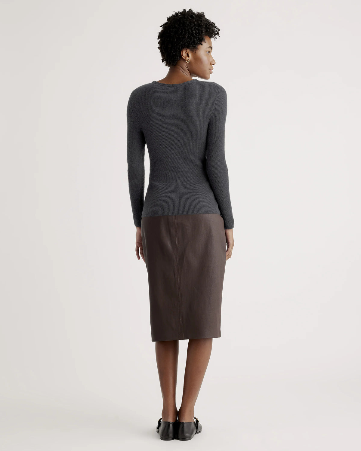 Featherweight Cashmere Ribbed Crewneck Sweater - XS / Charcoal