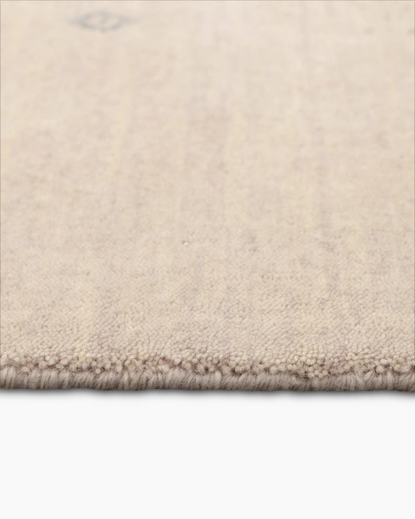 Dakota Hand-Loomed Wool Rug - 4' x 6' / Ivory