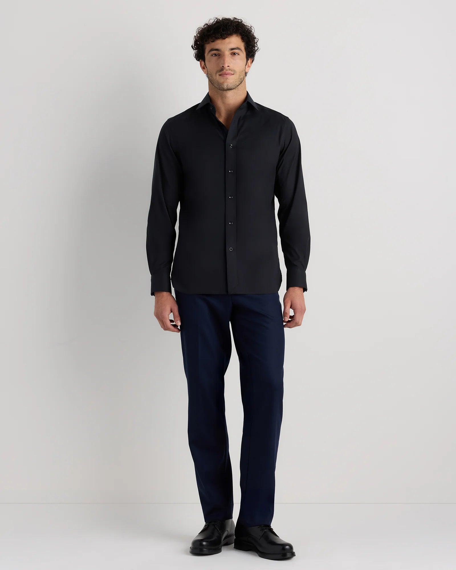 Organic Cotton Oxford Non-Iron Dress Shirt - S / Bold Black Secondary image