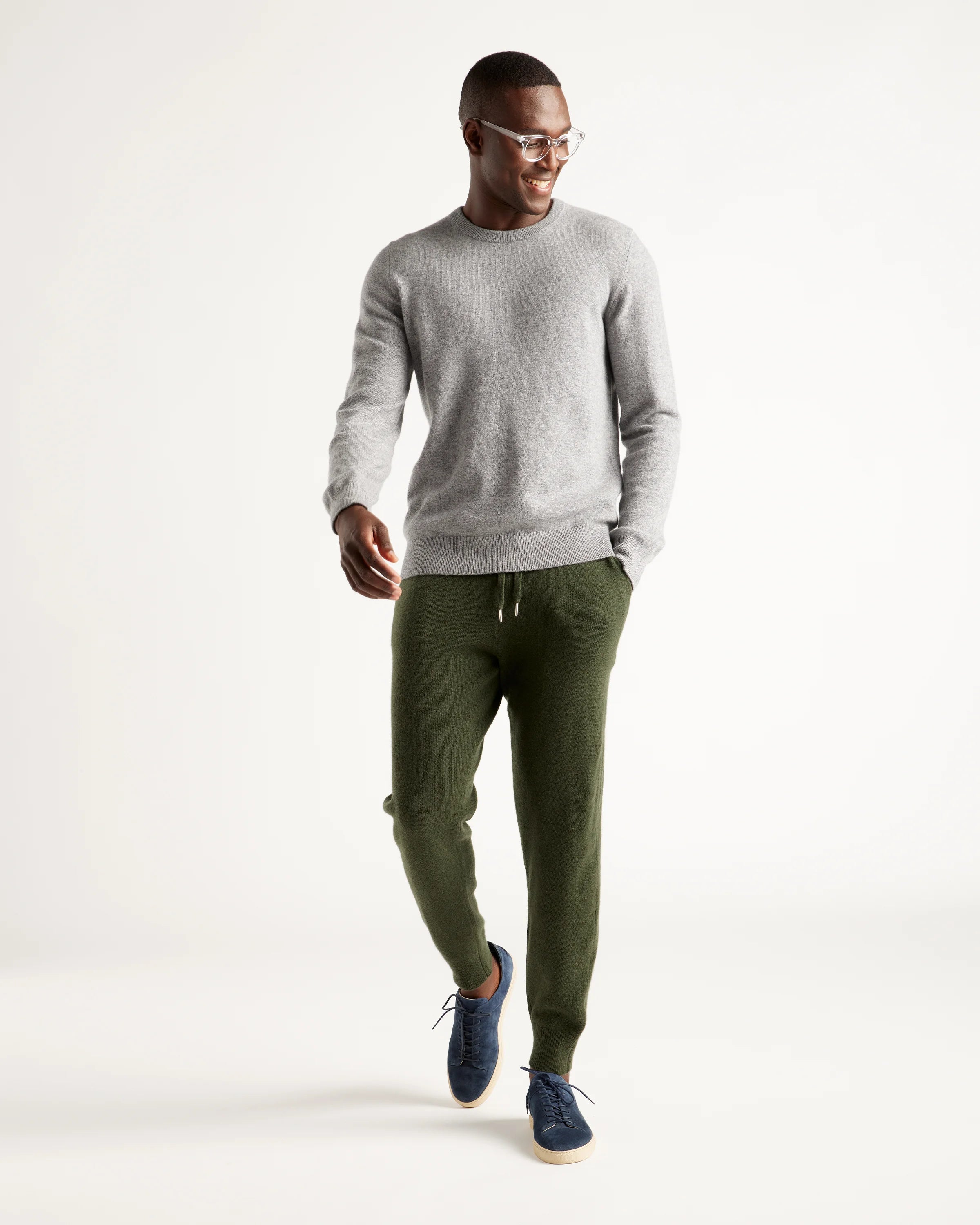 Mongolian Spring Cashmere Jogger - S / Olive Secondary image