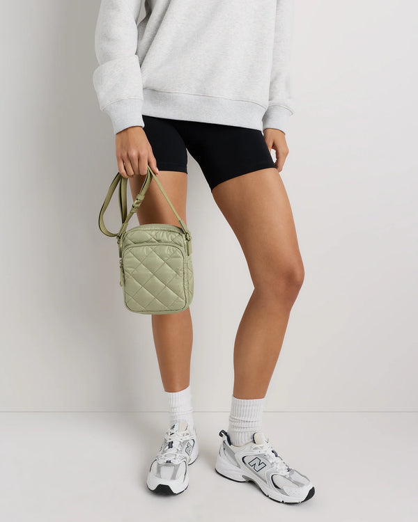 Transit Quilted Phone Crossbody - One Size / Navy