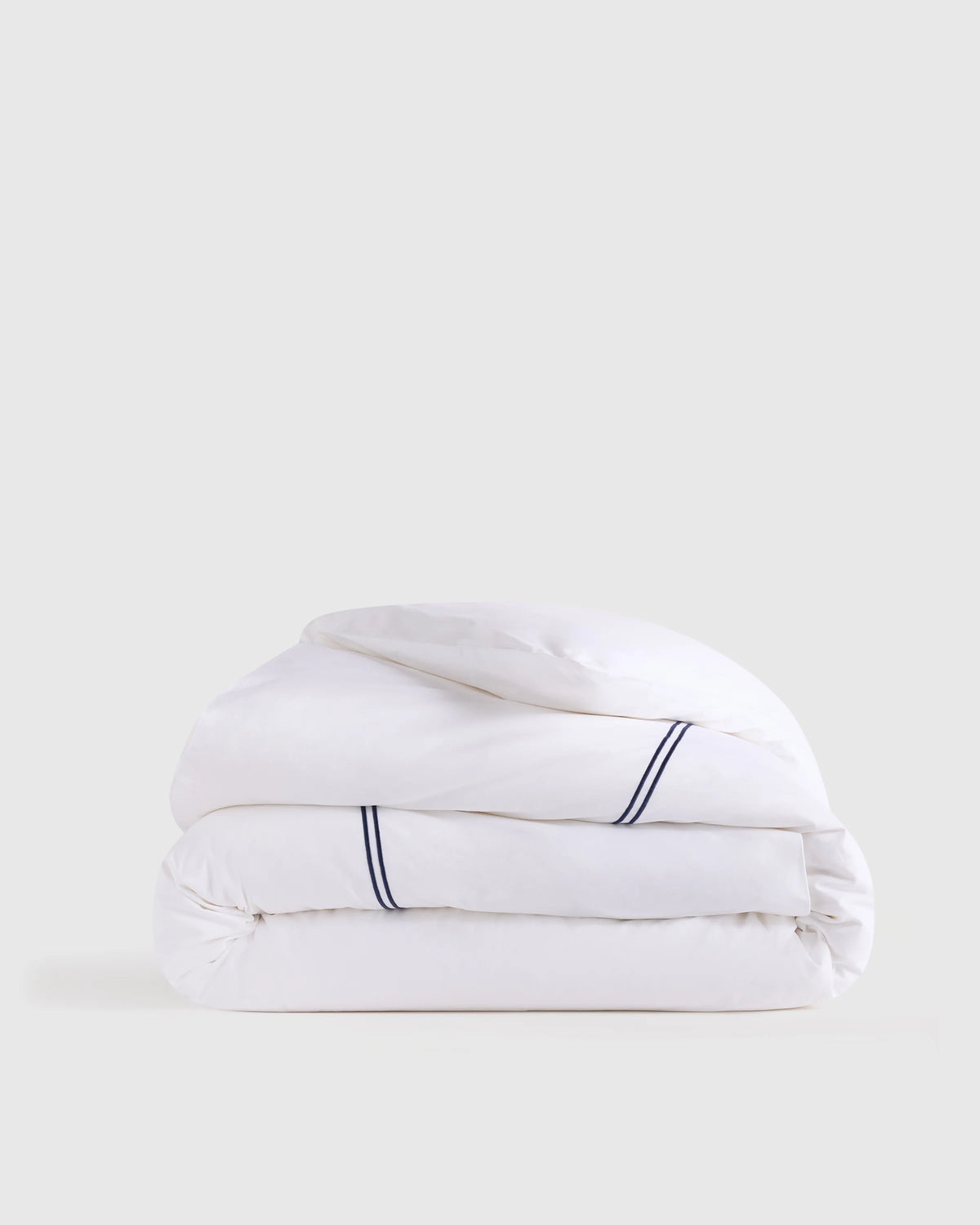 Organic Crisp Percale Embellished Duvet Cover - Twin / White/Navy Main image