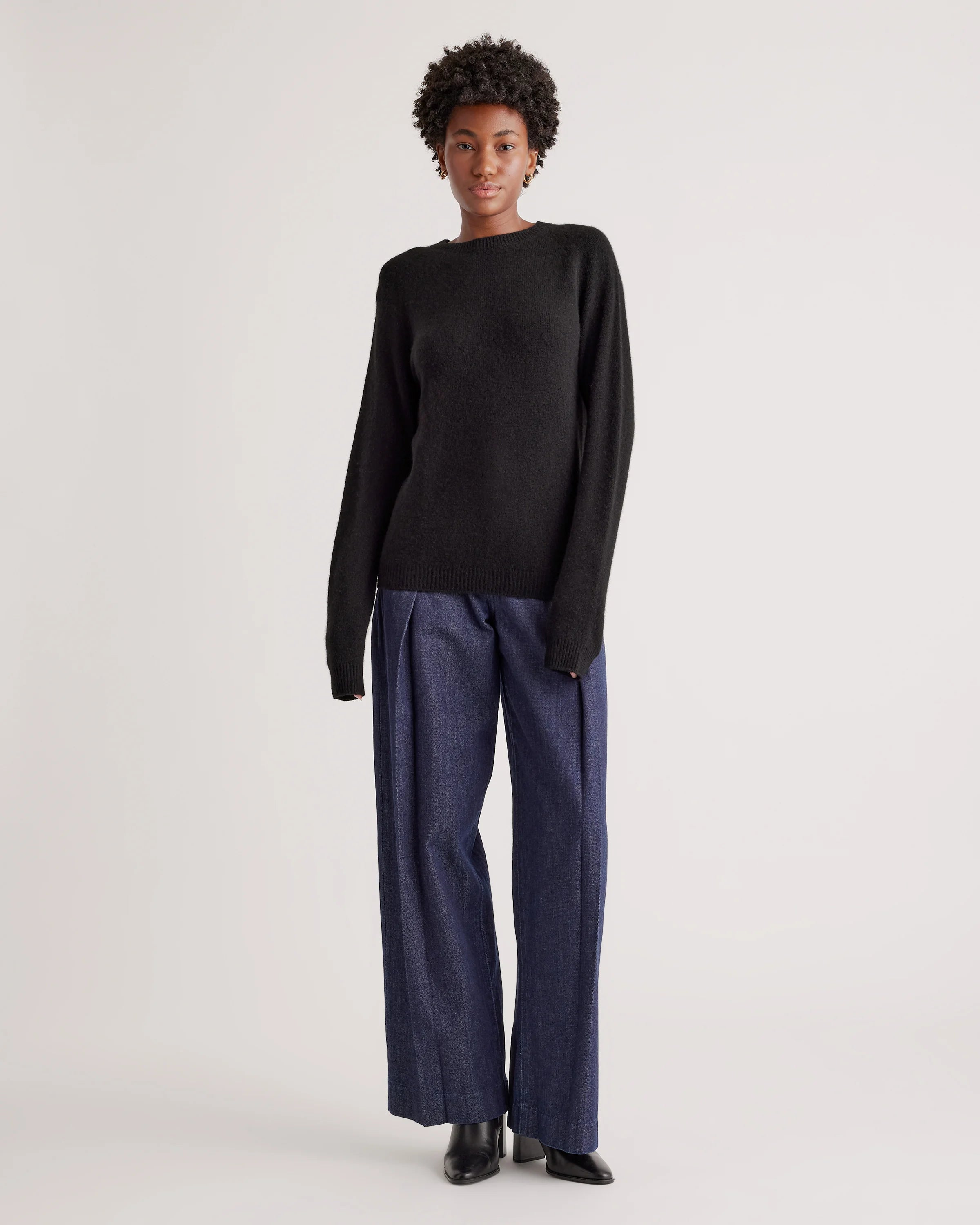 100% Yak Wool Crewneck Sweater - XS / Black Secondary image
