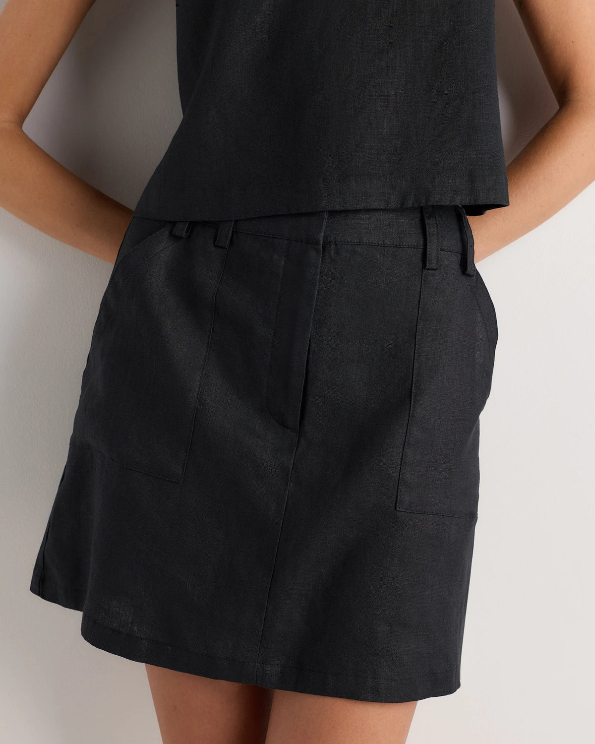 100% European Linen Utility Skort - XS / Bayberry Olive