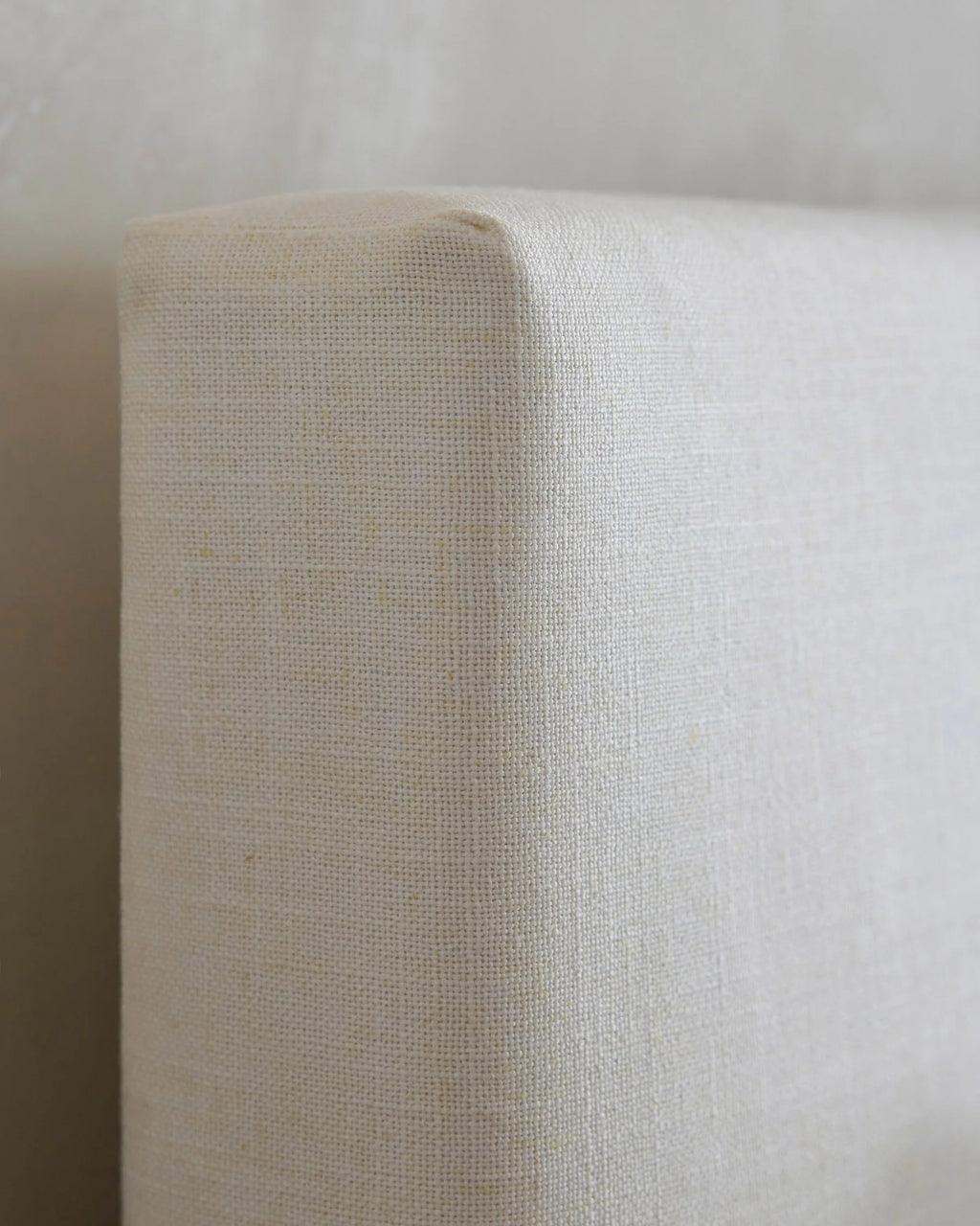 Slipcover Bed in Performance Linen - Full / Ivory
