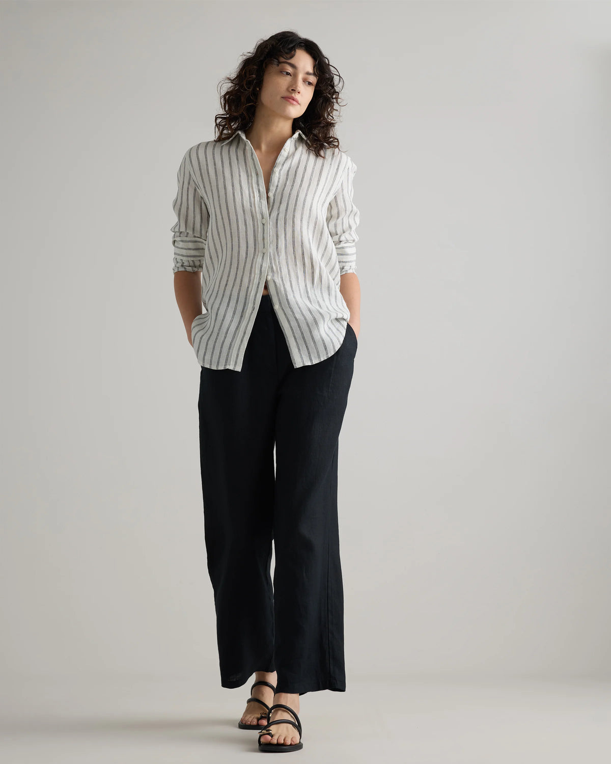 100% European Linen Pleated Trouser - 6 / Deep Navy