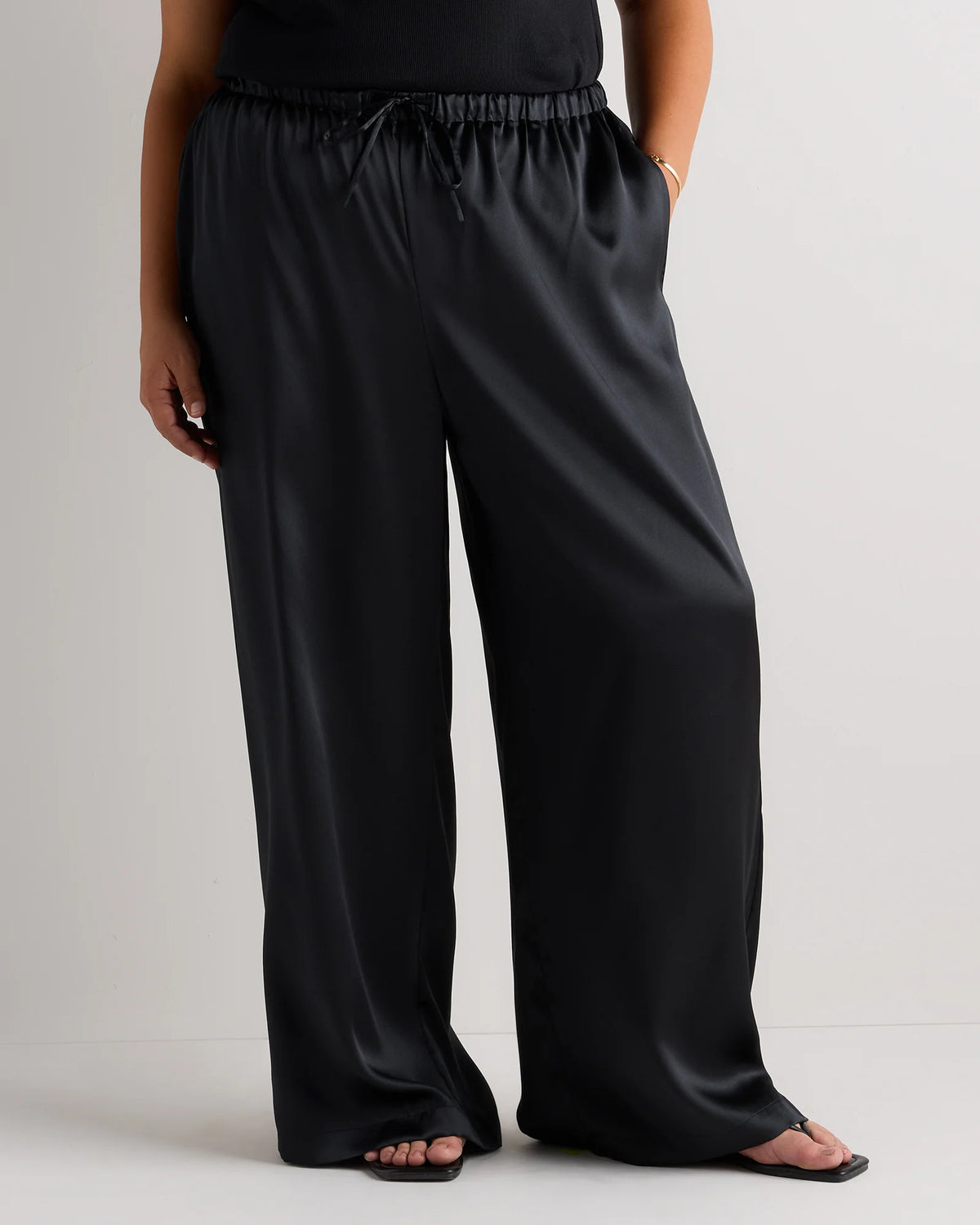 100% Washable Silk Drawstring Wide Leg Pants - 1X / Black Main image