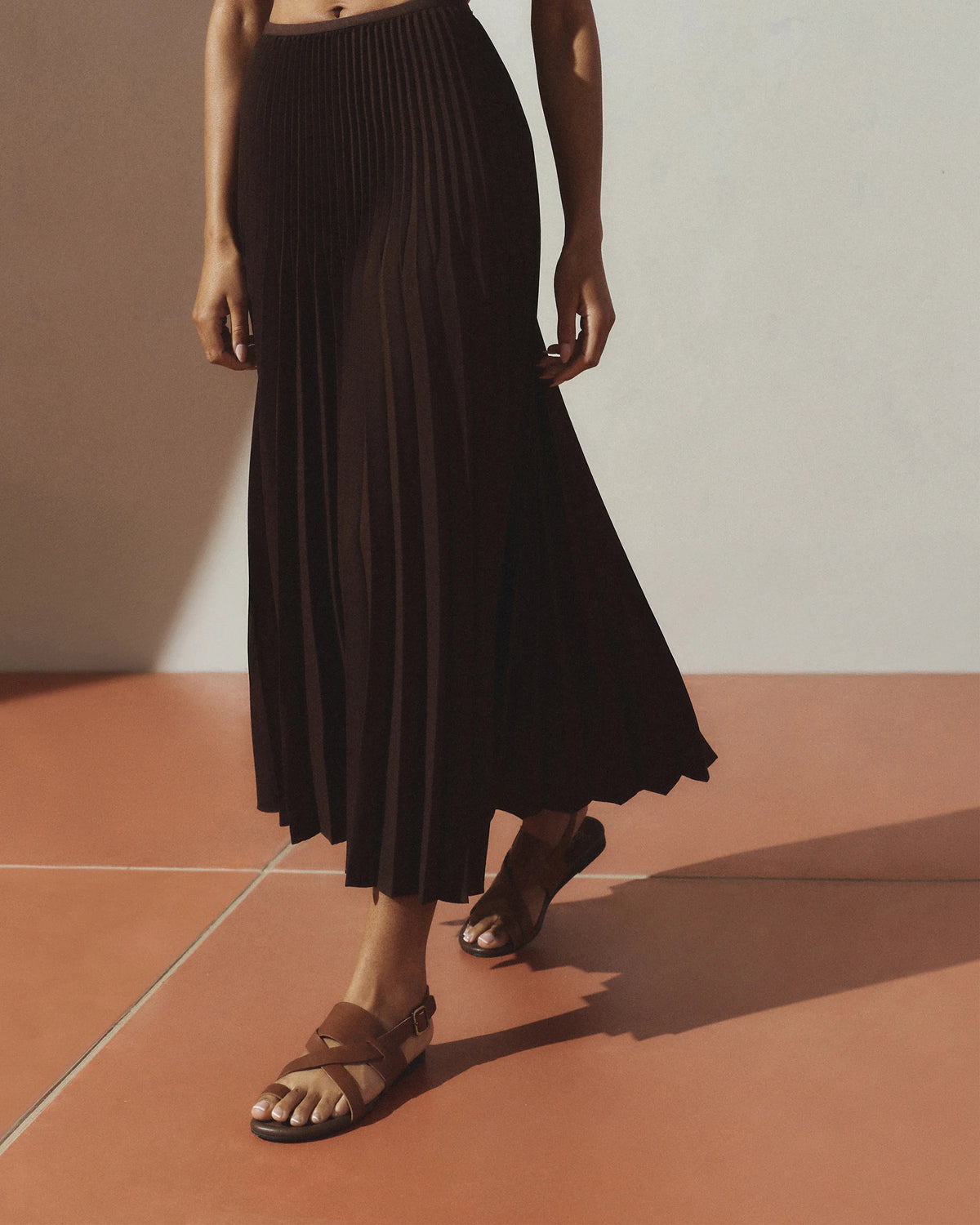 Pleated Matte Midi Skirt - XS / Coffee Bean Brown