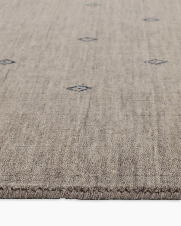 Dakota Hand-Loomed Wool Rug - 4' x 6' / Ivory