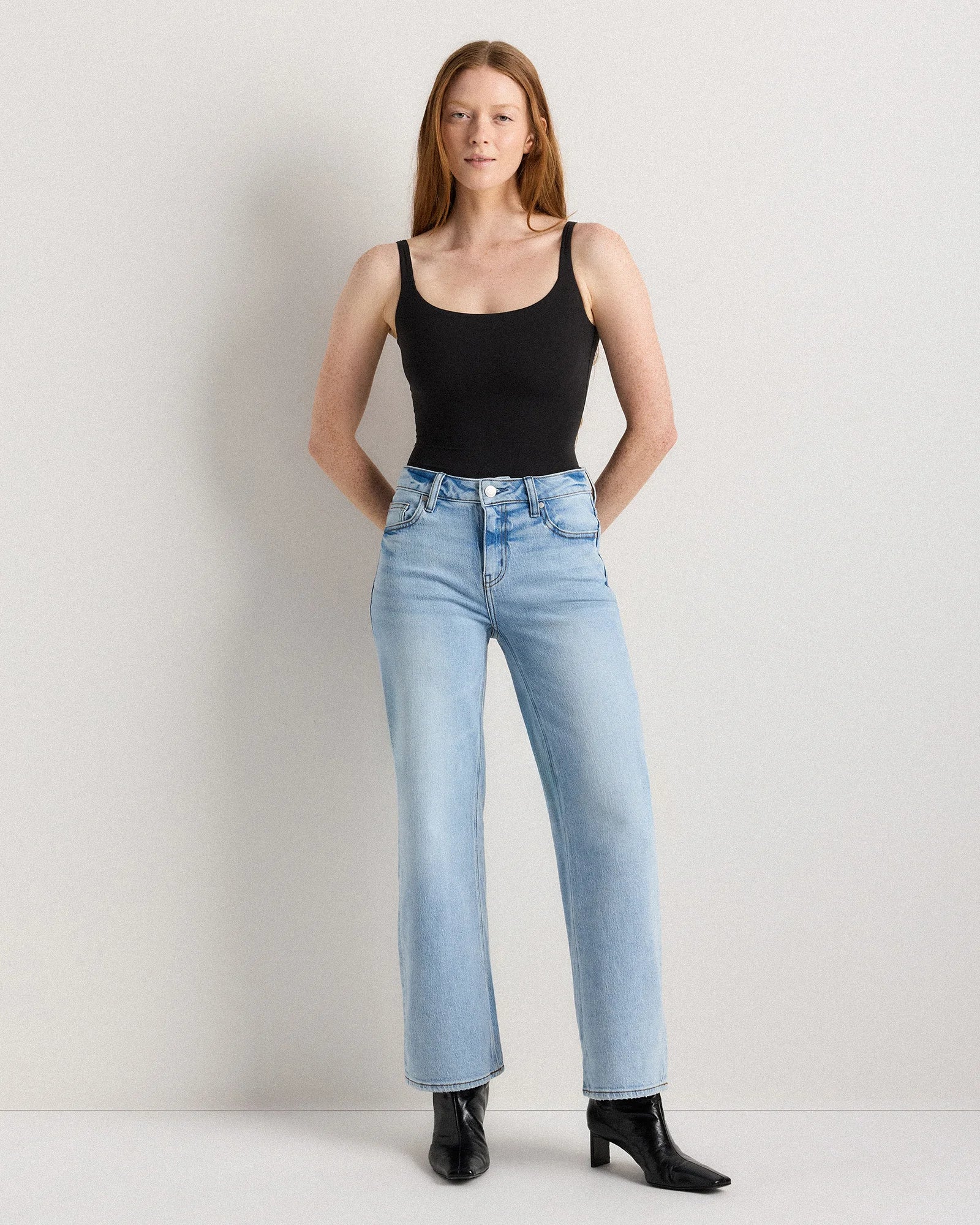 Luna Stretch Relaxed Straight Jeans - 24 / Cool Blue Secondary image