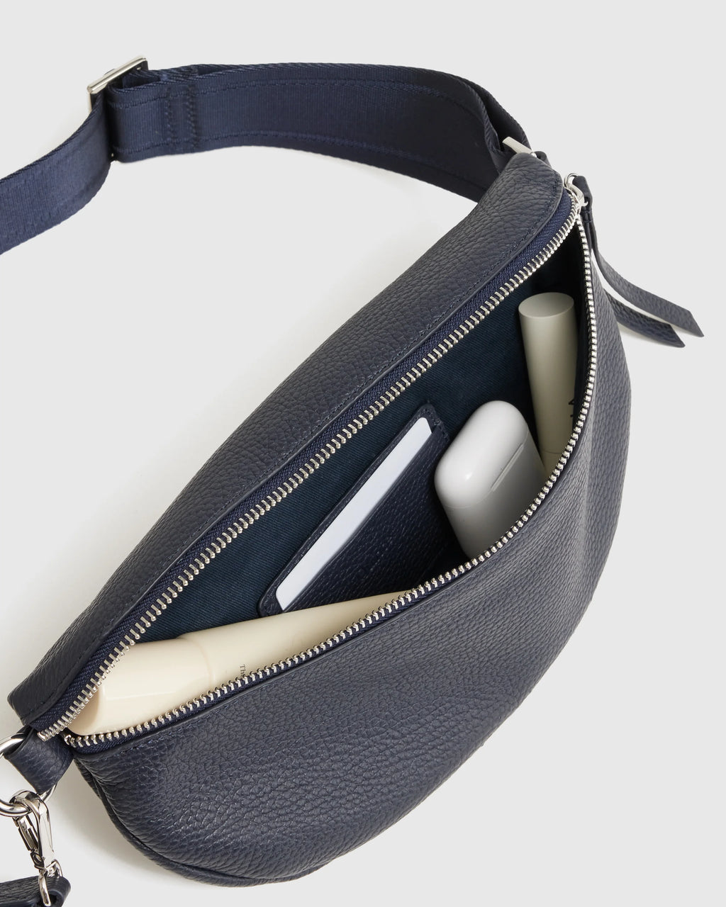 Quinn Sling Bag - One Size / Cognac