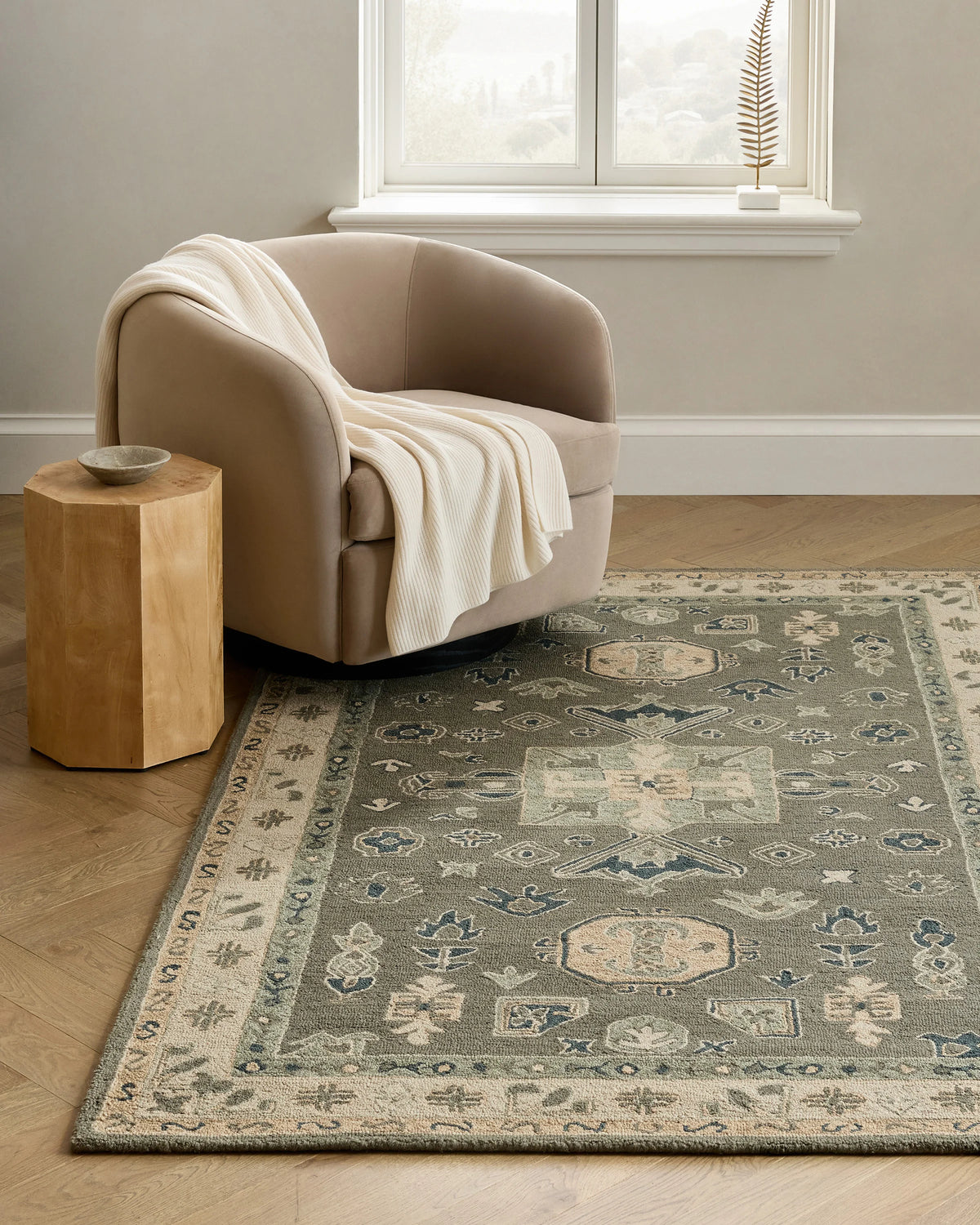 Callum Wool Rug - 3' x 5' / Green Main image