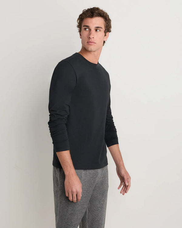 Studio Performance Long Sleeve Tee - S / Black