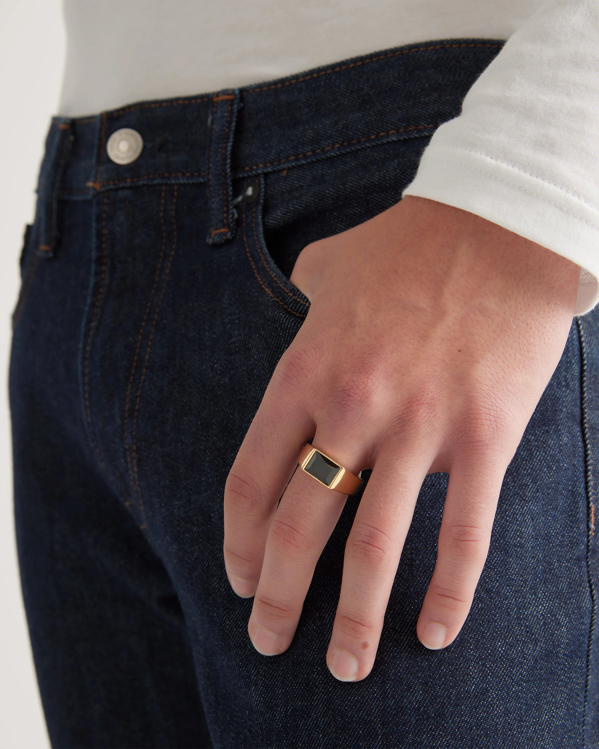 Onyx Rectangular Ring - 7 / Gold Vermeil Secondary image