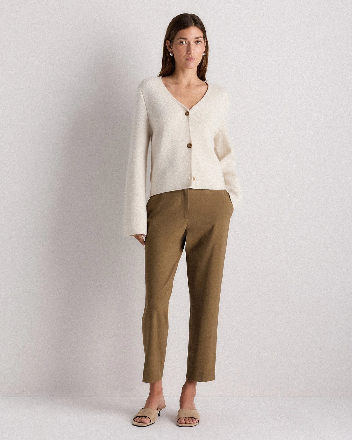 Mongolian Cashmere Structured V-Neck Cardigan - XS / Black