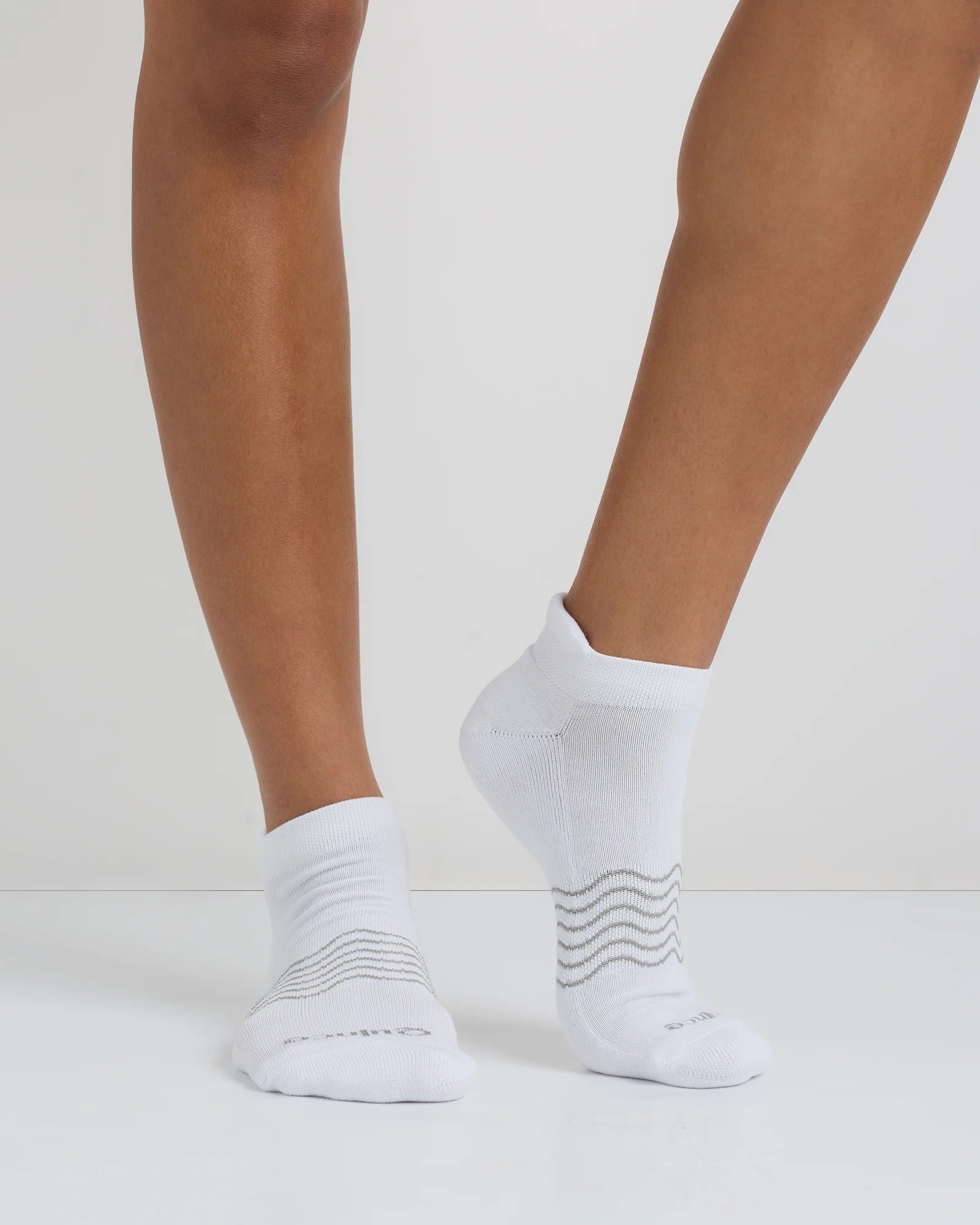 Everyday Cotton Solid Ankle Socks (4-pack) - S / White Secondary image
