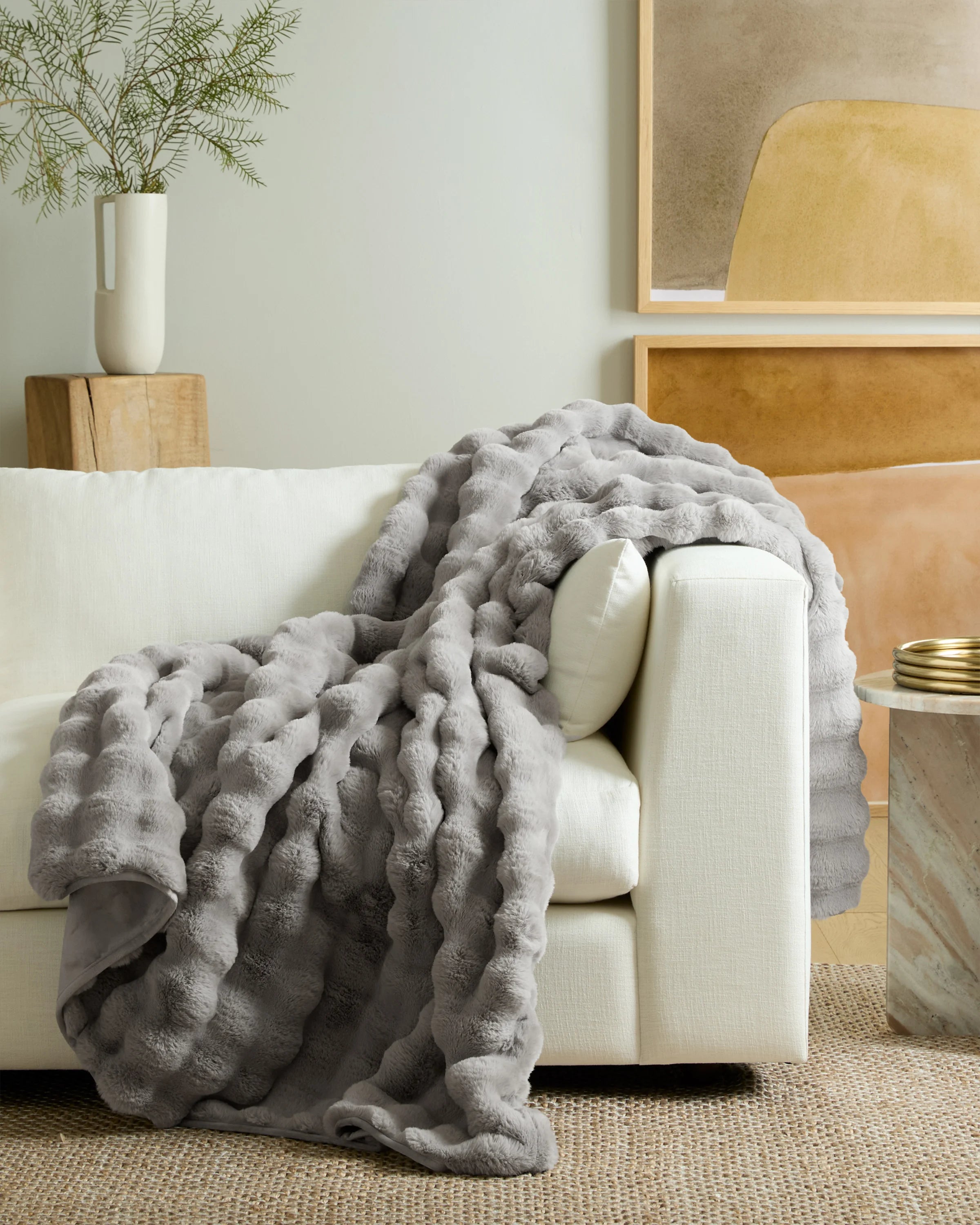 Ruched Faux Fur Throw - 50x60 / Glacier Secondary image