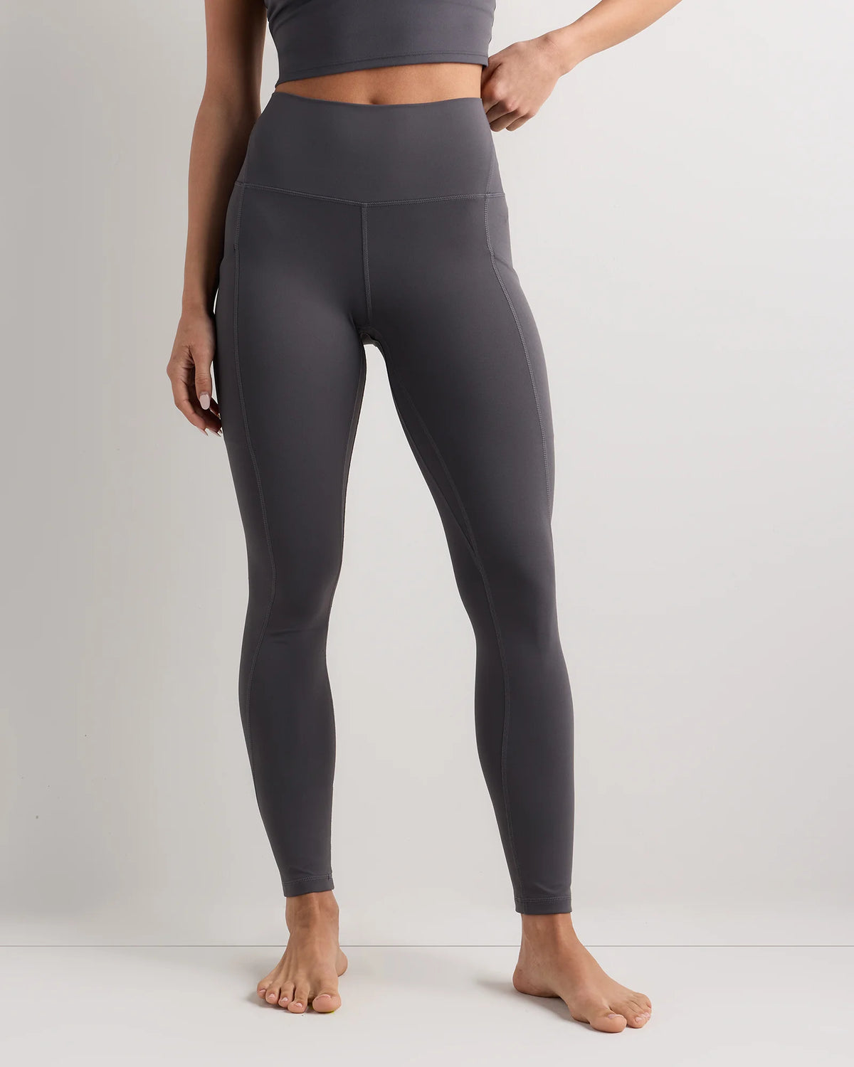 Ultra-Form High-Rise Pocket Legging - XS / Black