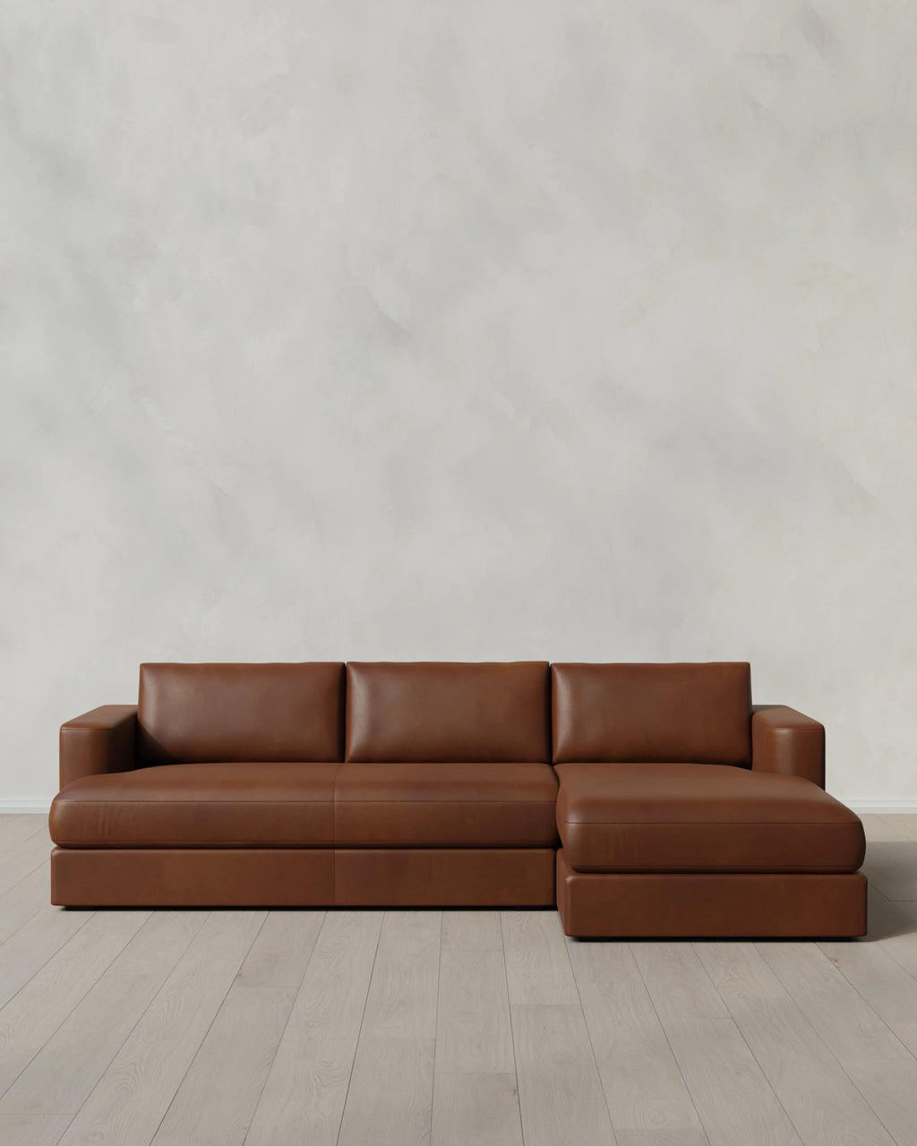 Sierra Curved Arm Chaise Sectional in Leather - Right Arm / Auburn