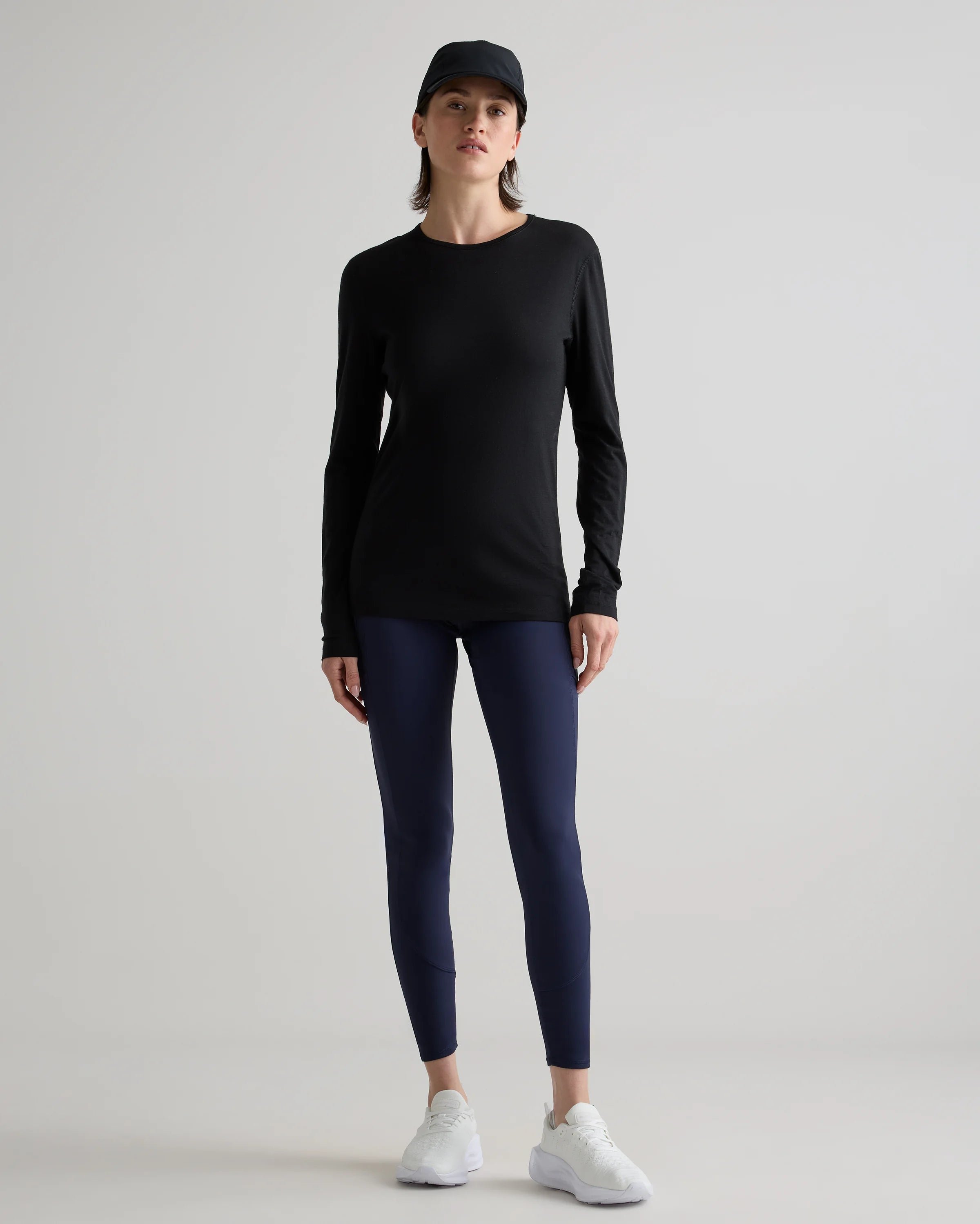 100% Merino Wool All-Season Long Sleeve Base Layer - XS / Black Secondary image